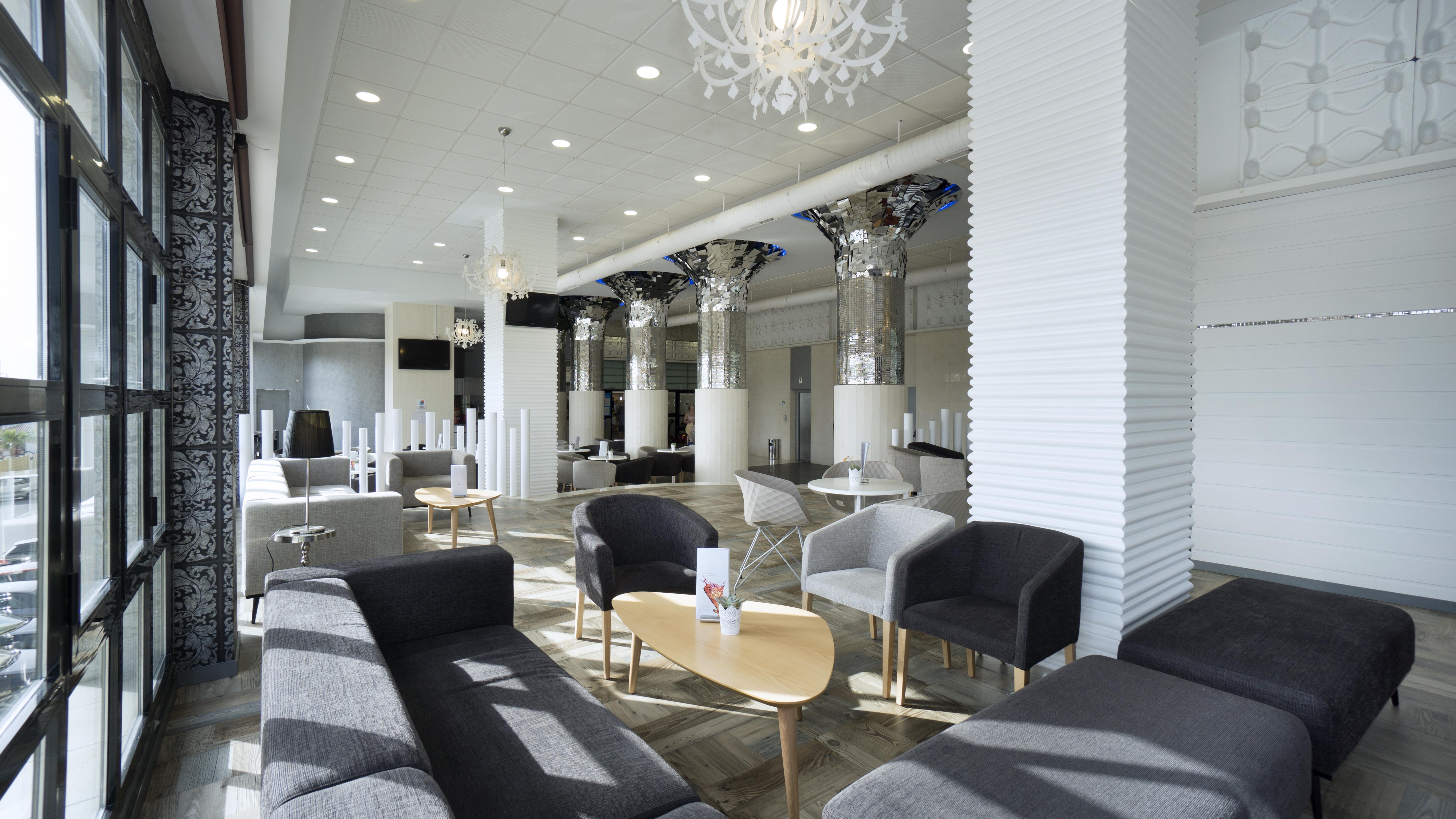 Hotel Puente Real Торремолинос Экстерьер фото