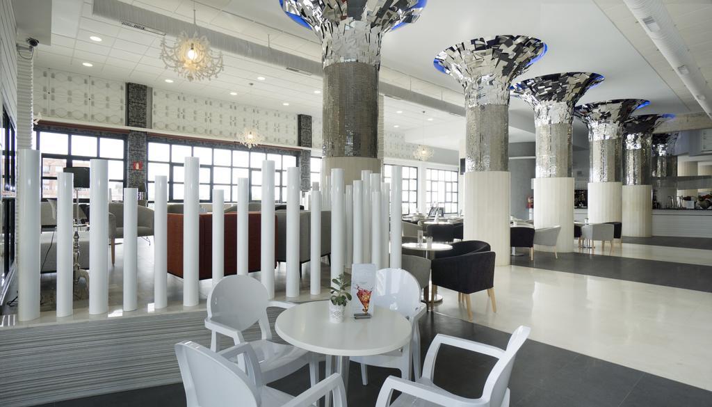 Hotel Puente Real Торремолинос Экстерьер фото