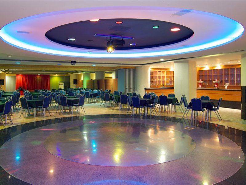 Hotel Puente Real Торремолинос Экстерьер фото