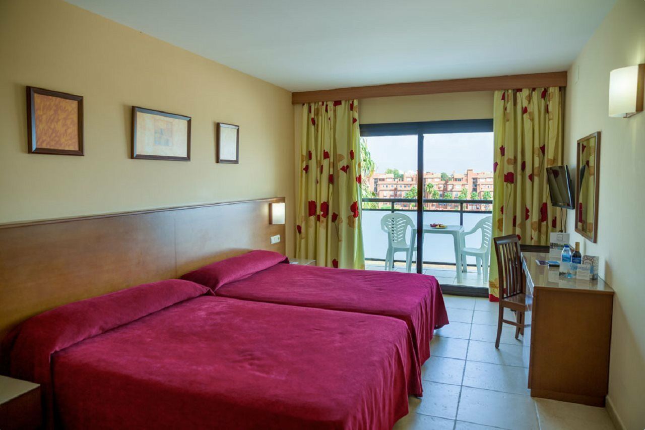 Hotel Puente Real Торремолинос Экстерьер фото